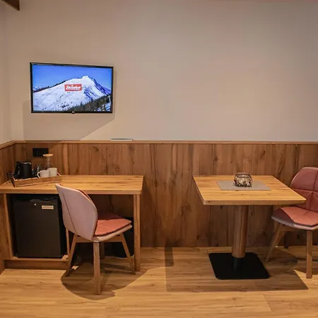 ゲストハウス Pension-appartement Sonnwend ヴェステンドルフ