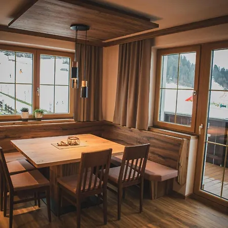 Pension-appartement Sonnwend ゲストハウス