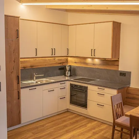 ゲストハウス Pension-appartement Sonnwend 3*